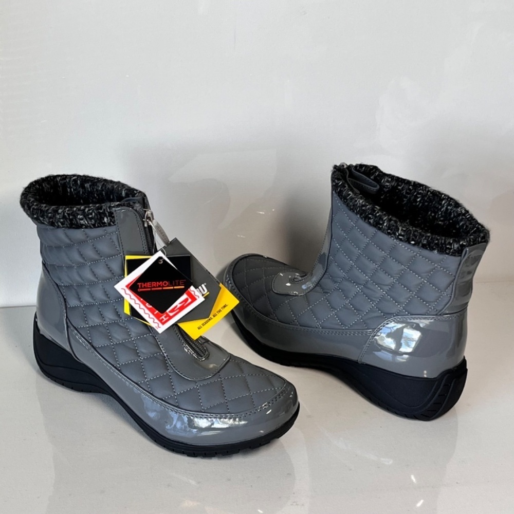 Khombu Megan Waterproof Front-Zip Winter Boots - Picture 2 of 6